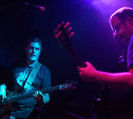 B Music bar - Skin Blues Trio