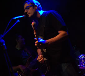 B Music bar - Skin Blues Trio