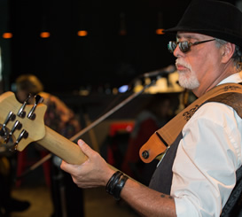 Skin Blues Trio 2022