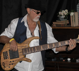 Skin Blues Trio 2022